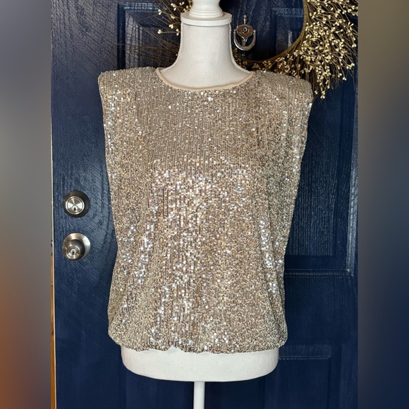 Maurices edgely Sequin Padded Shoulder Top NWT size M - Picture 7 of 13